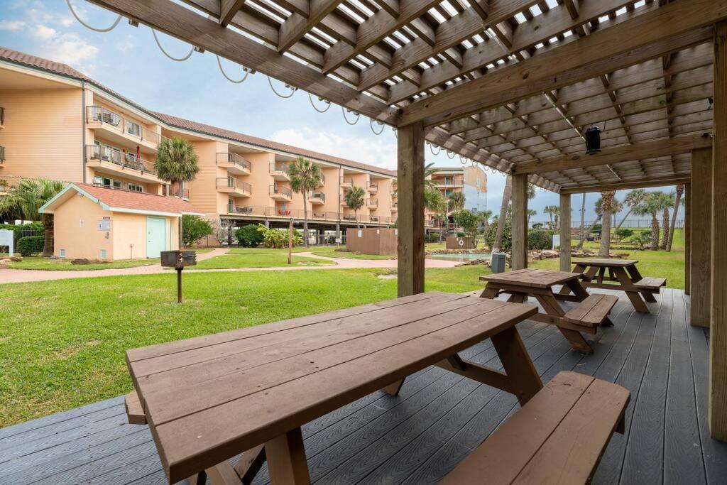 גלווסטון Baca Beach Escape I - 3 Pools - Pet Friendly מראה חיצוני תמונה